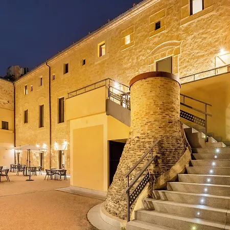 Hotell Aurea Convento Capuchinos By Eurostars Company Segovia